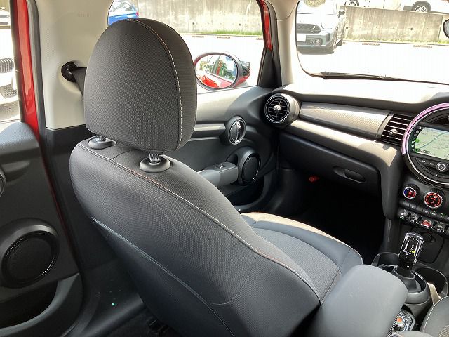 F55 MINI Cooper 5-Door Hatch LCI