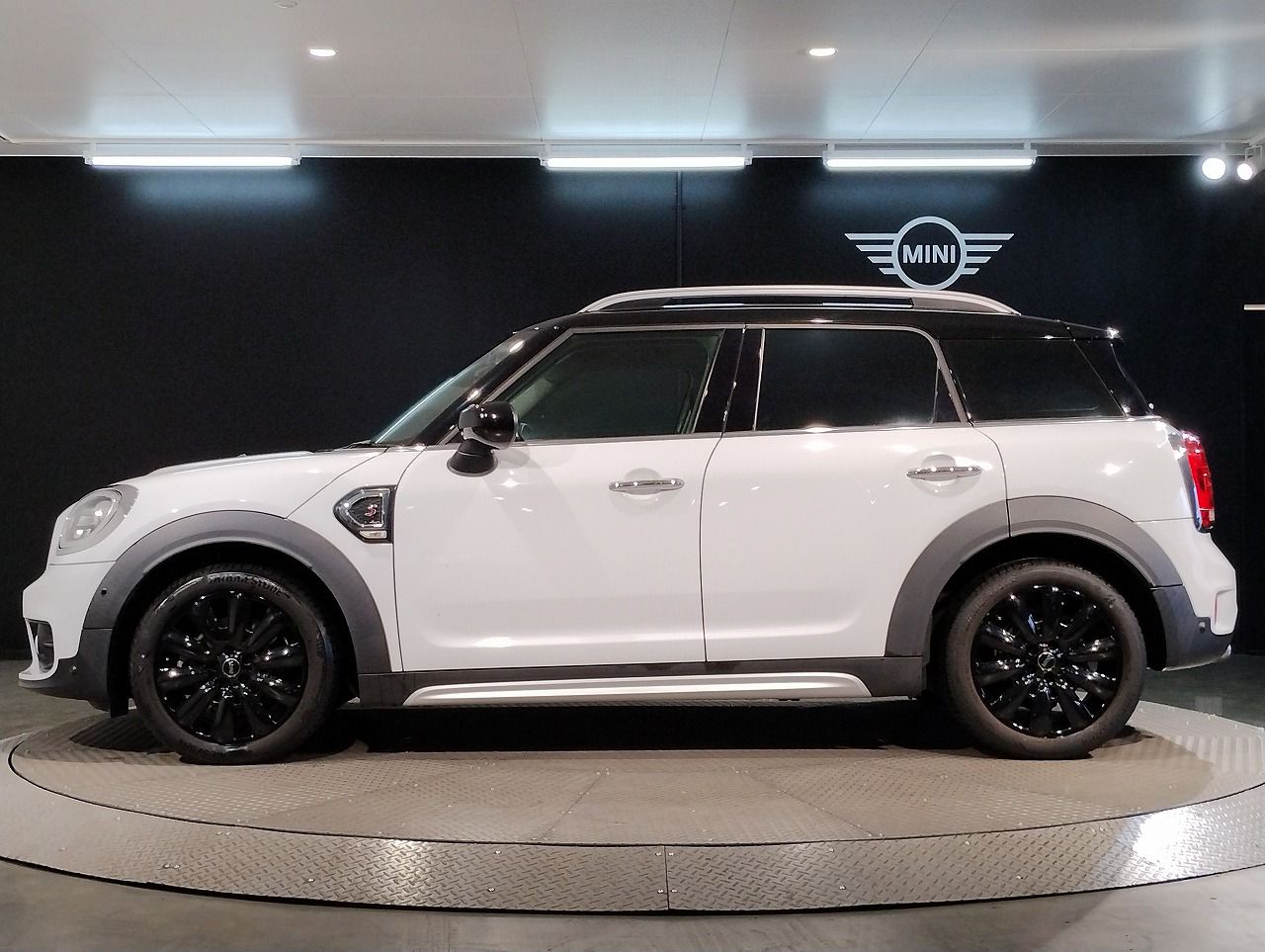 F60 MINI Cooper S Countryman