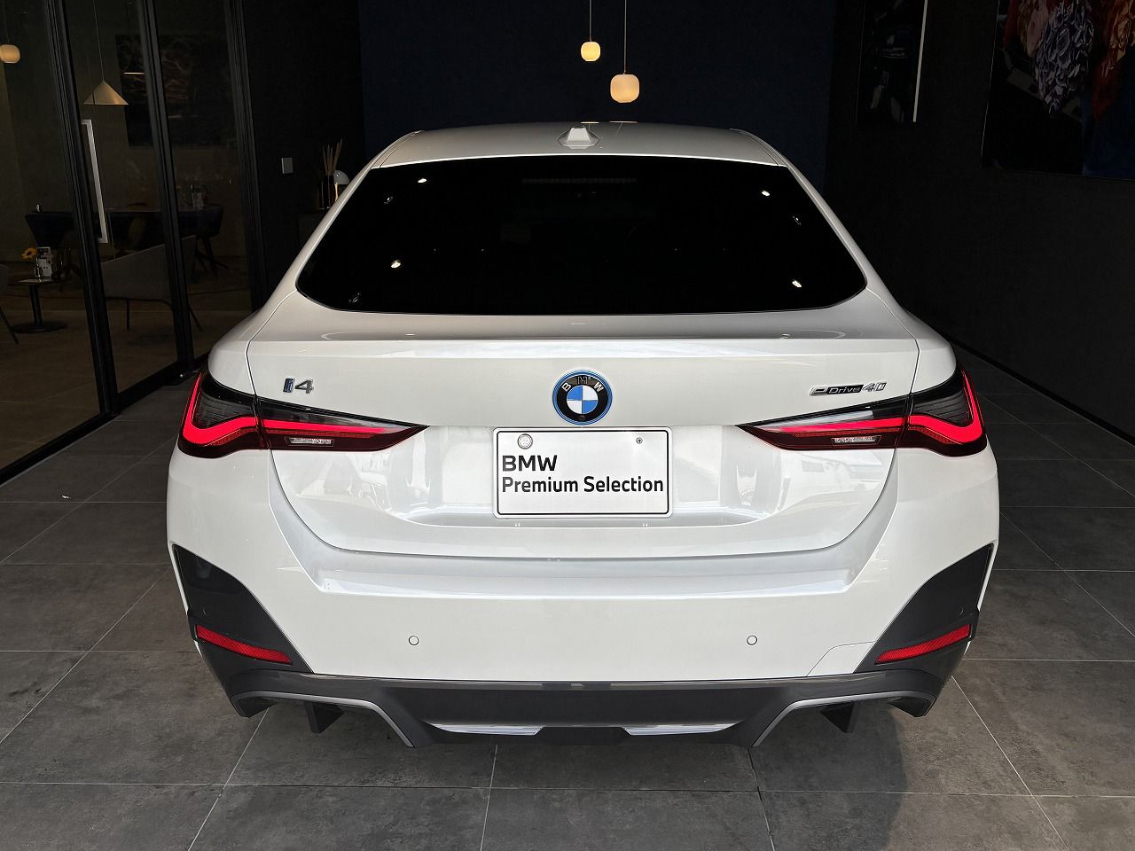 G26 i4 eDrive40 RHD