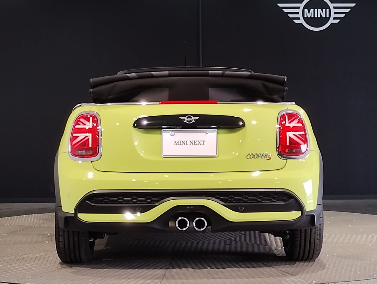 MINI Cooper S Convertible RHD