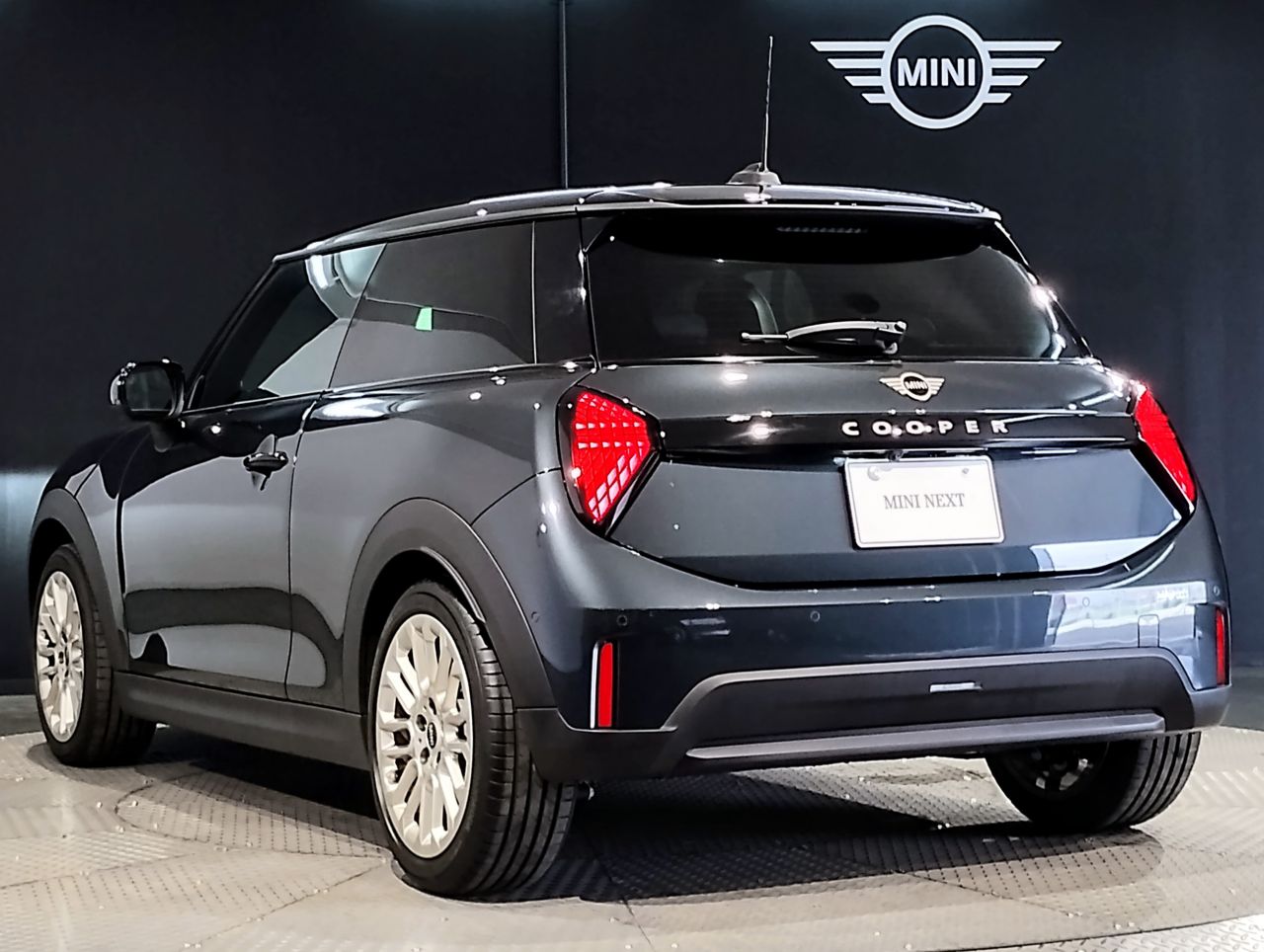 F66 MINI Cooper C 3Dr