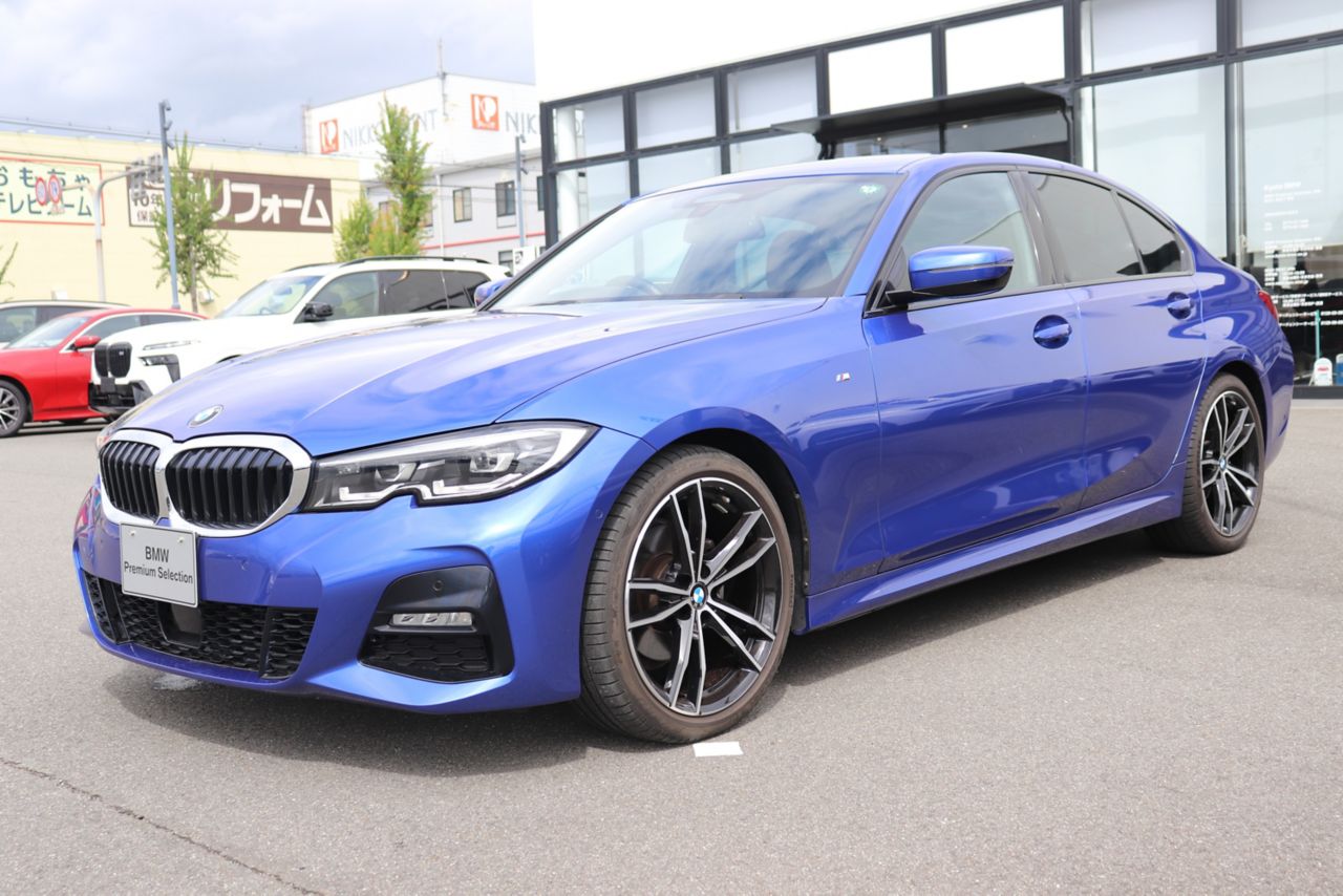 320i Sedan RHD
