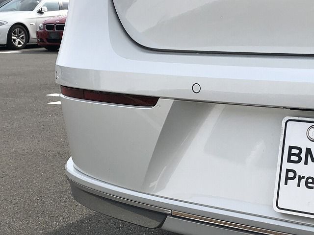 i7 xDrive60 Sedan RHD