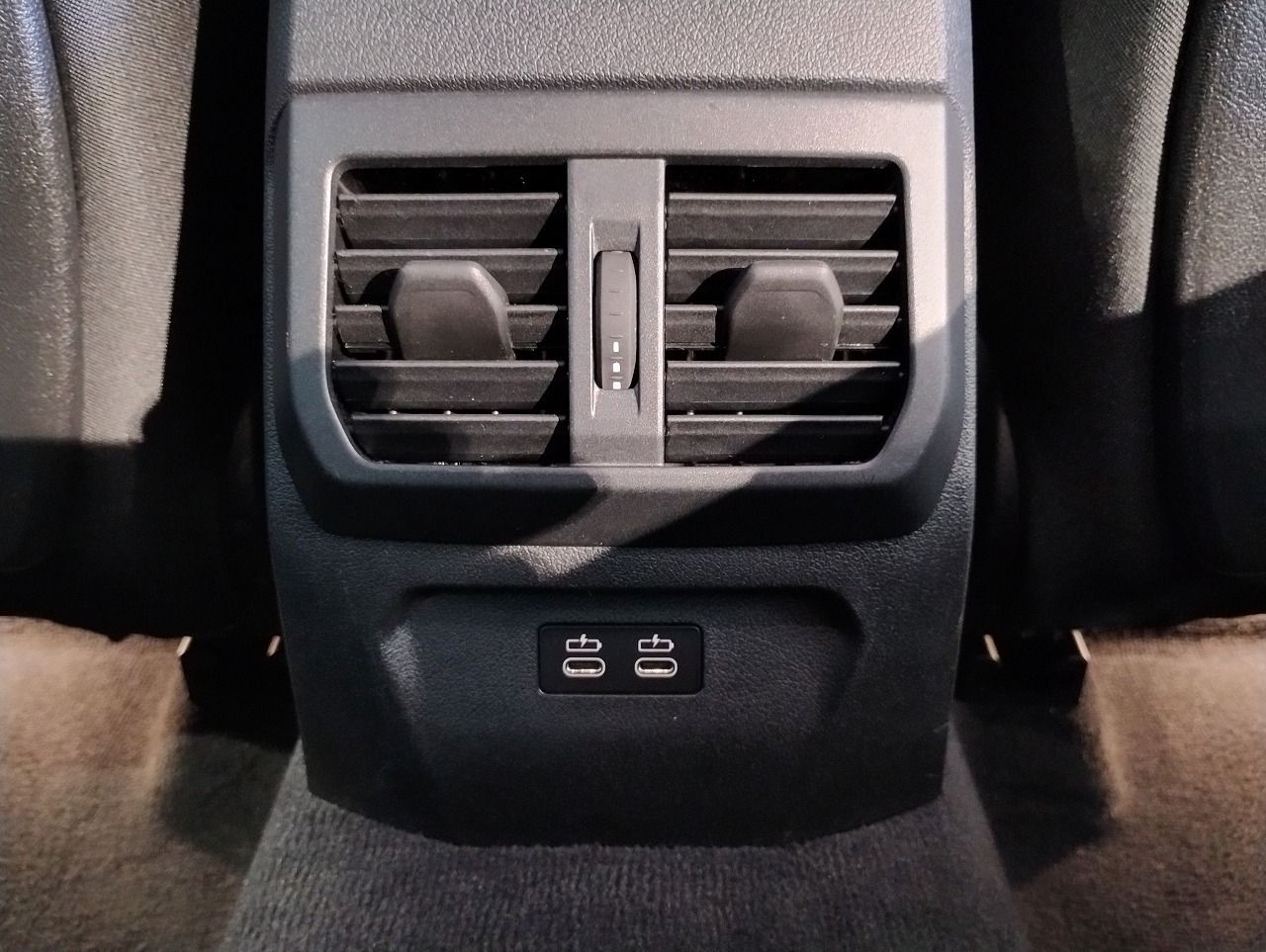 F40 118d Sports Hatch 5-door B47 2.0d