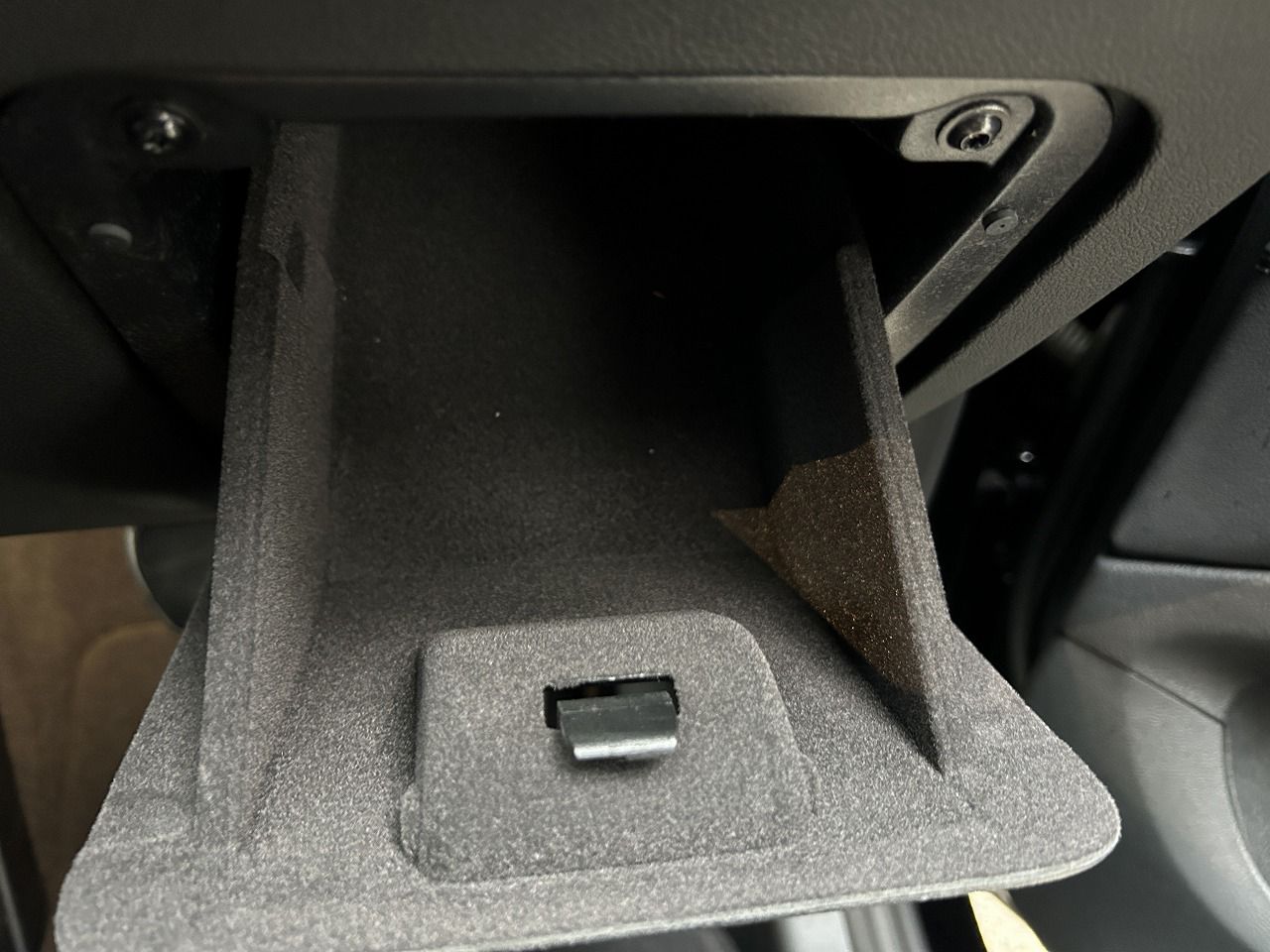 G01 X3 M40d RHD LCI ZA