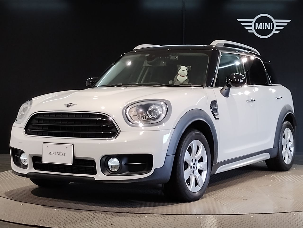 MINI COOPER D CROSSOVER.