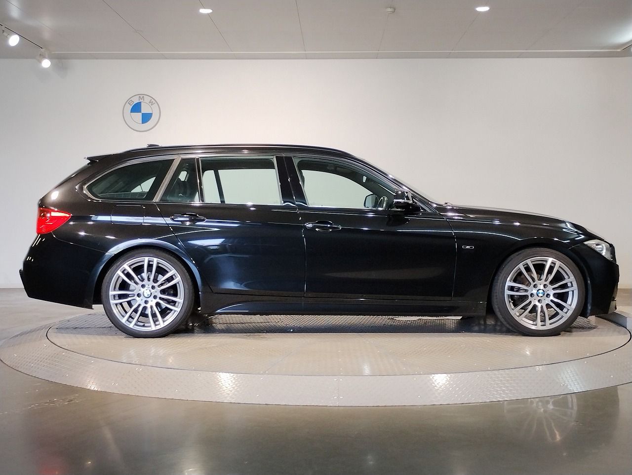 320D BLUEPERFORMANCE TOURING RHD