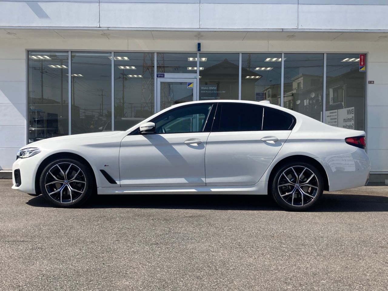 520i Sedan RHD