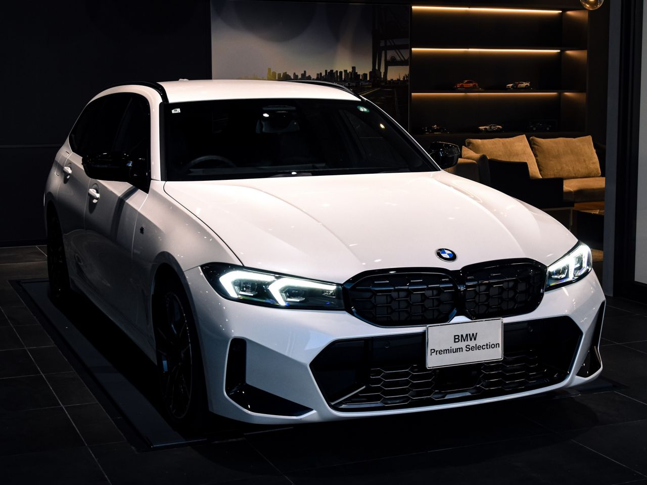 G21 M340i xDrive Touring LCI RHD