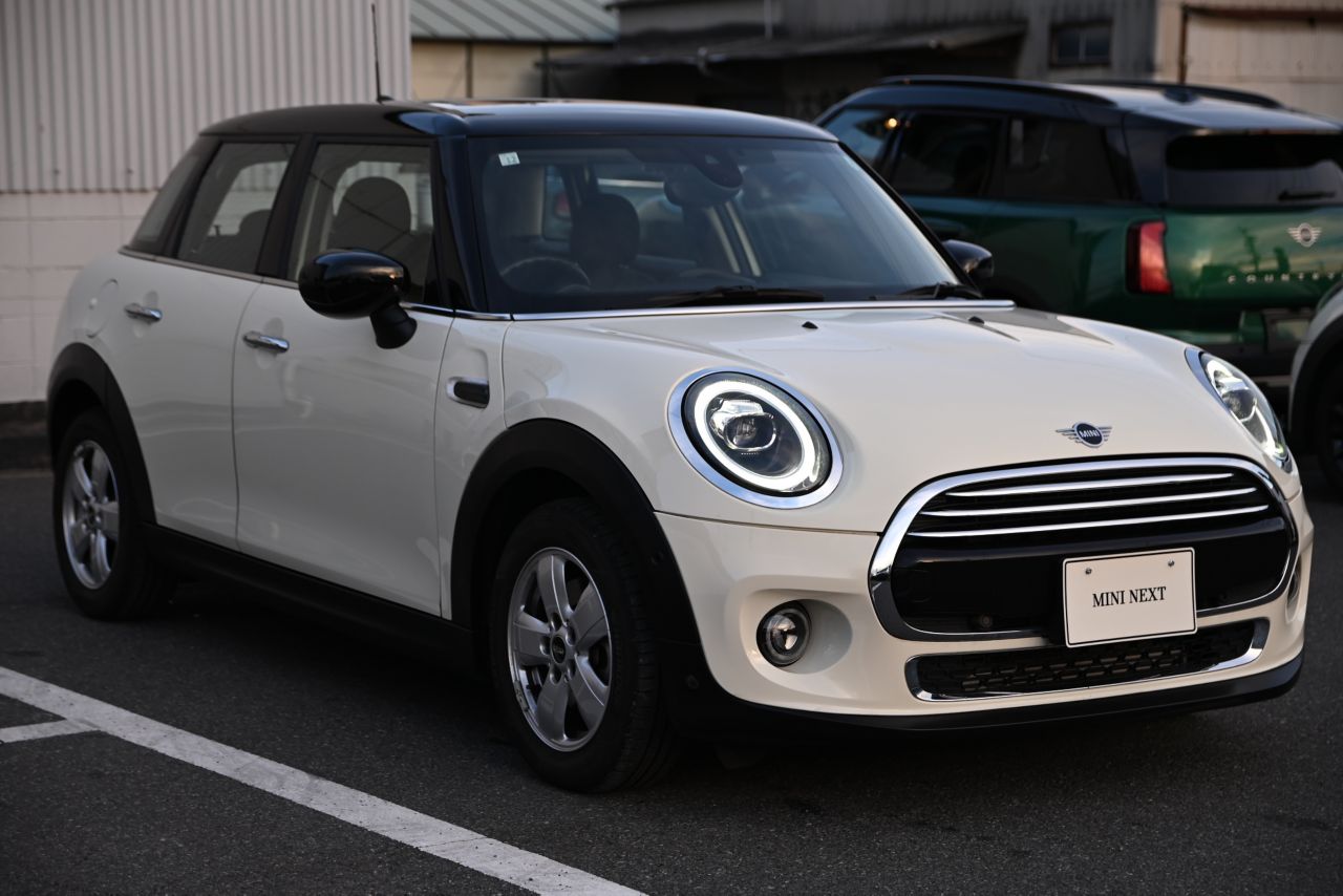 F55 MINI Cooper 5-Door Hatch LCI