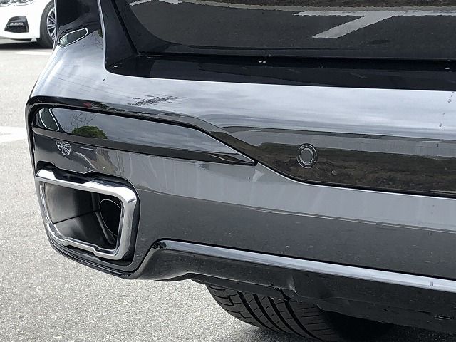 X7 xDrive40d RHD US