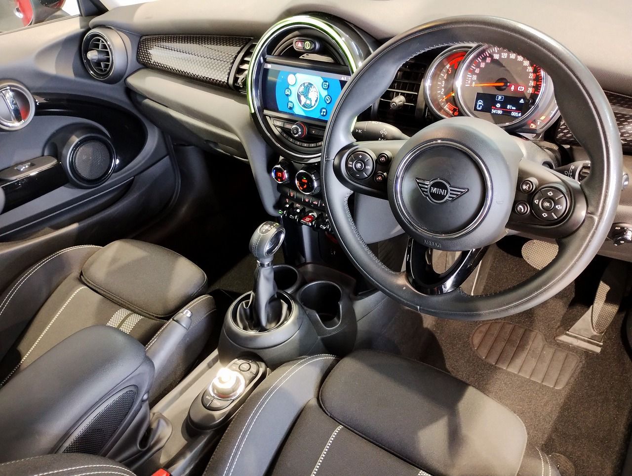 F56 COOPER S D(AT)