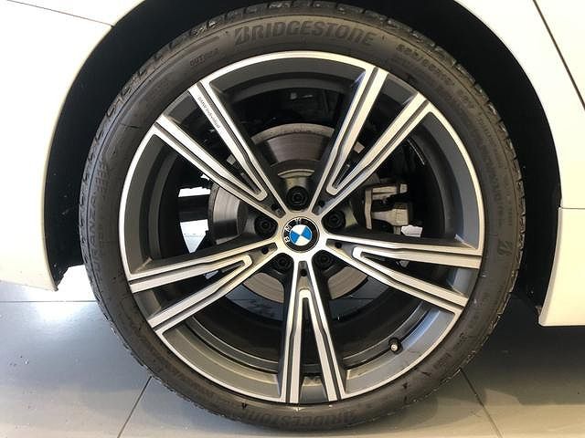 320d xDrive Berline RHD