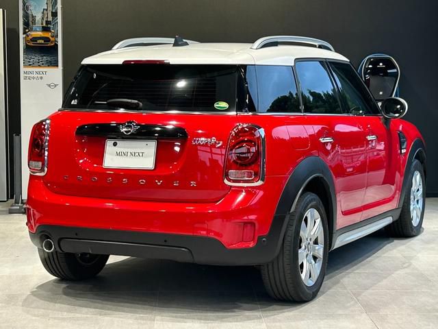 MINI CROSSOVER COOPER D