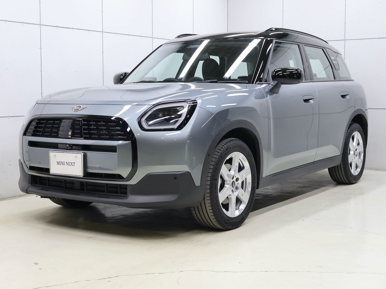 THE NEW MINI COUNTRYMAN D