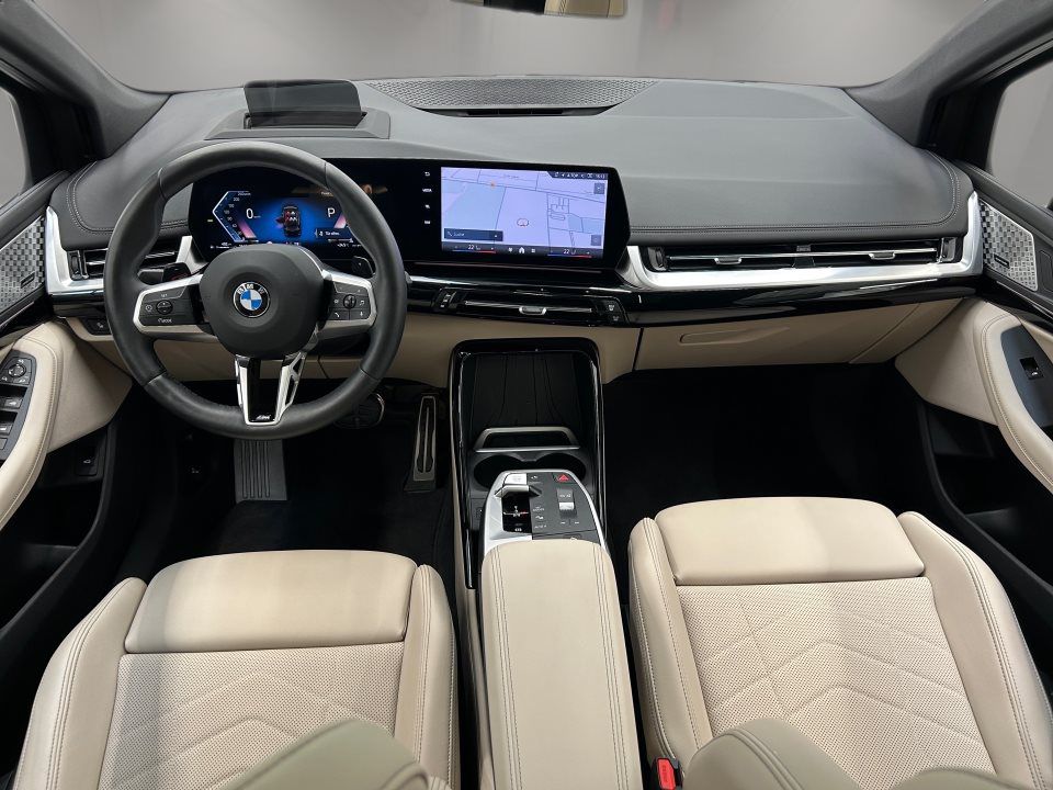 BMW 218
