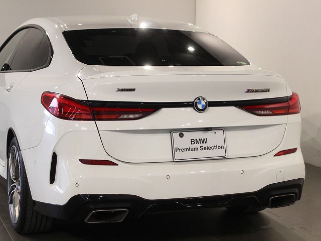 F4* **35i xDrive **** ***** B48 2.0i