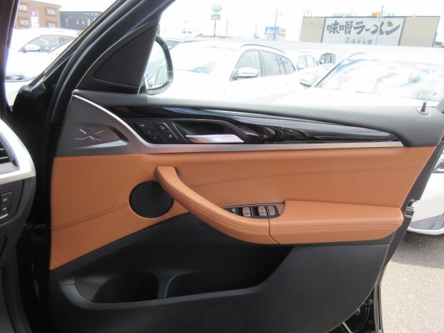 X3 20D