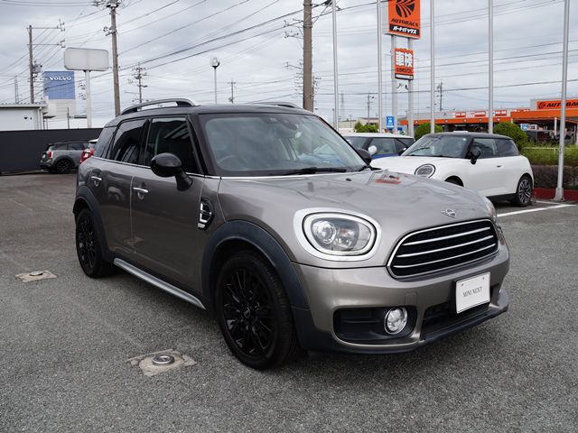 MINI CROSSOVER COOPER D