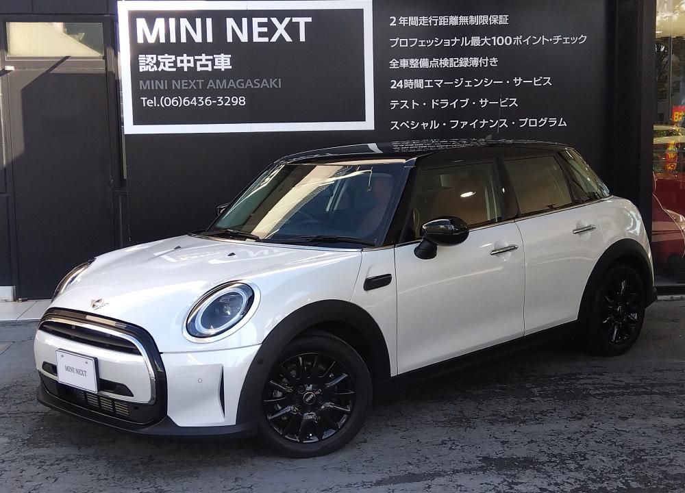 MINI COOPER 5 DOOR.