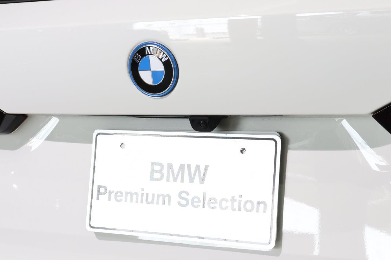 BMW i5 eDrive40 M Sport RHD