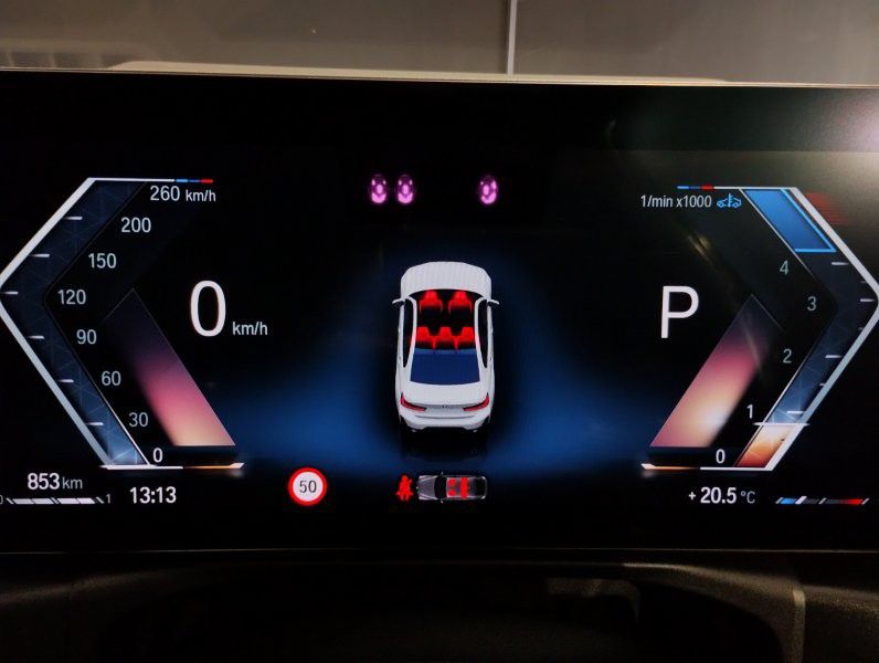 320d xDrive Berline RHD