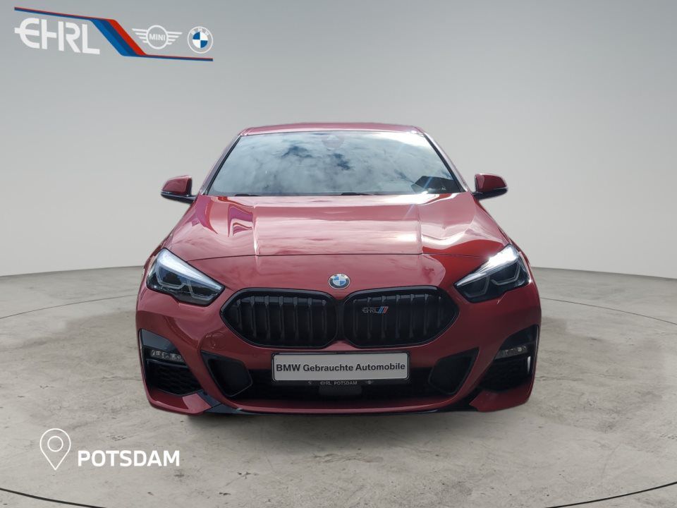 BMW 218