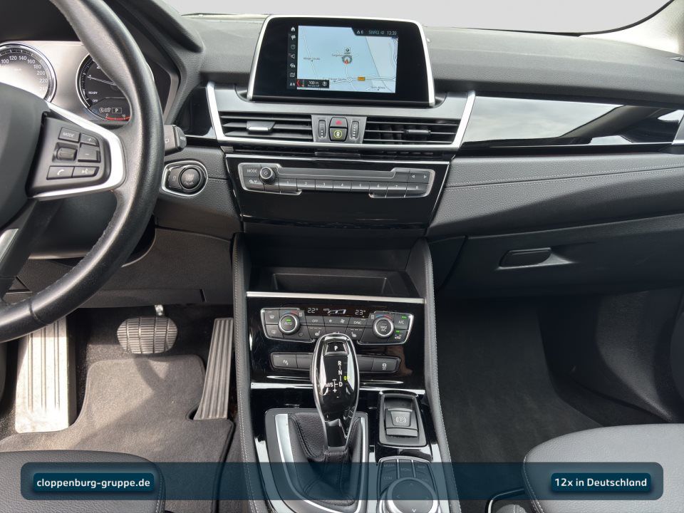 BMW 218