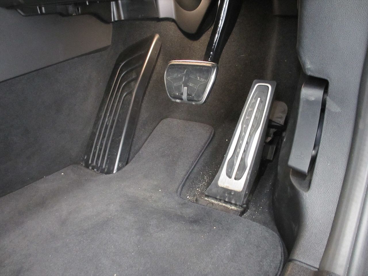 X4 xDrive20d RHD
