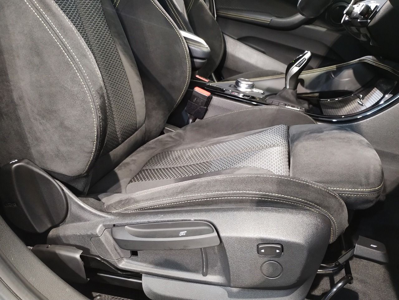 F39 X2 sDrive18i B38 1.5i SAC