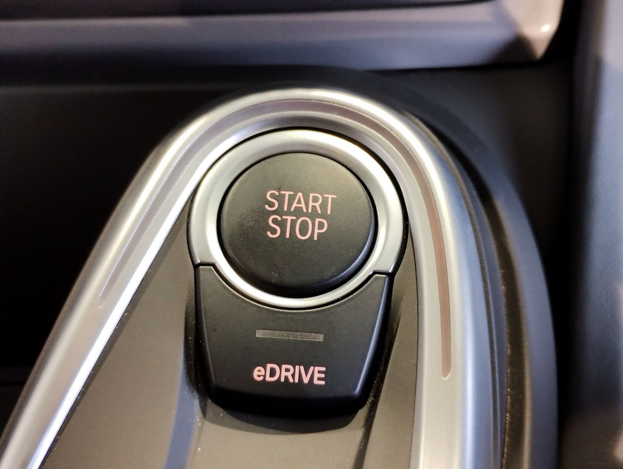 I12 i8 Coupe LCI B38 1.5i