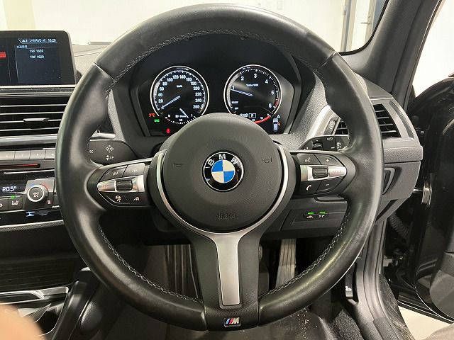 118D 5DOOR RHD