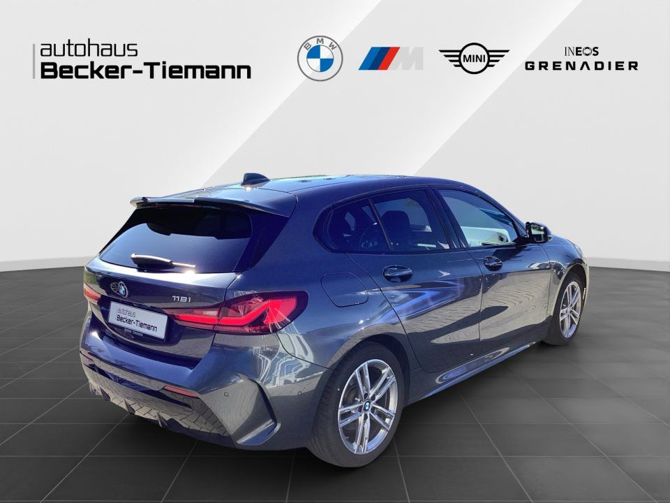 BMW 118
