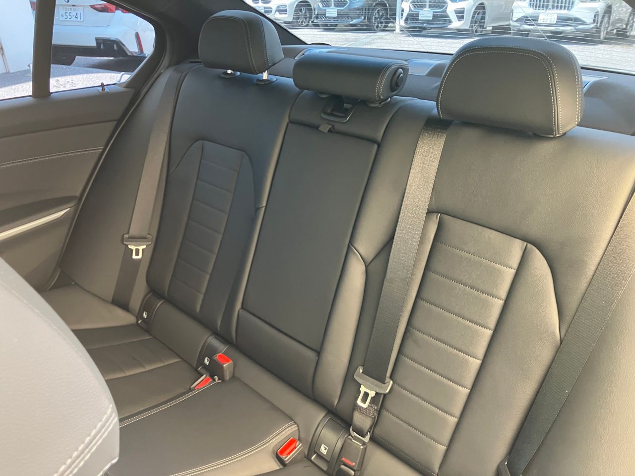 G20 320d xDrive RHD Saloon