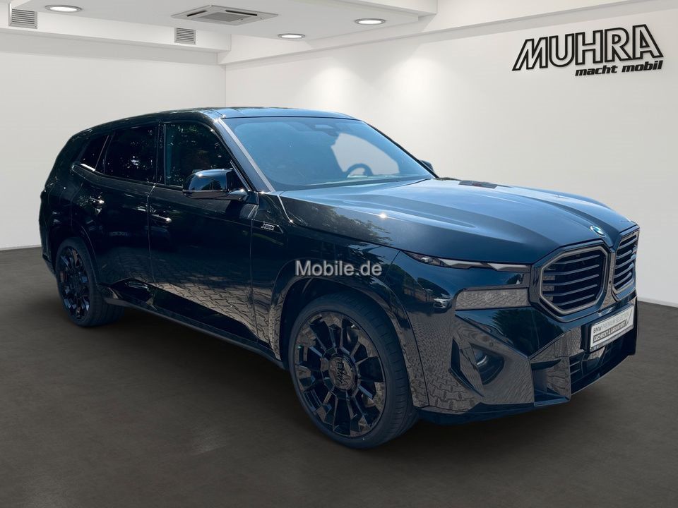BMW XM