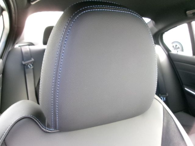 320d xDrive Berline RHD