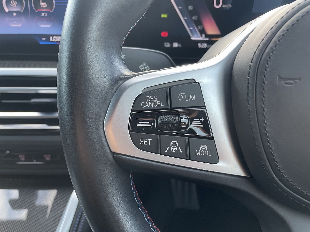 G26 i4 M50 RHD