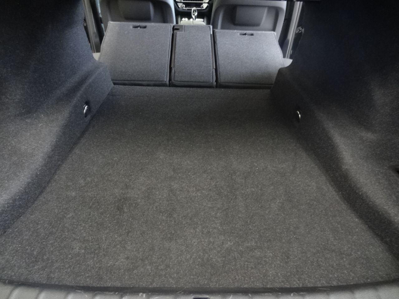 520d xDrive Sedan RHD