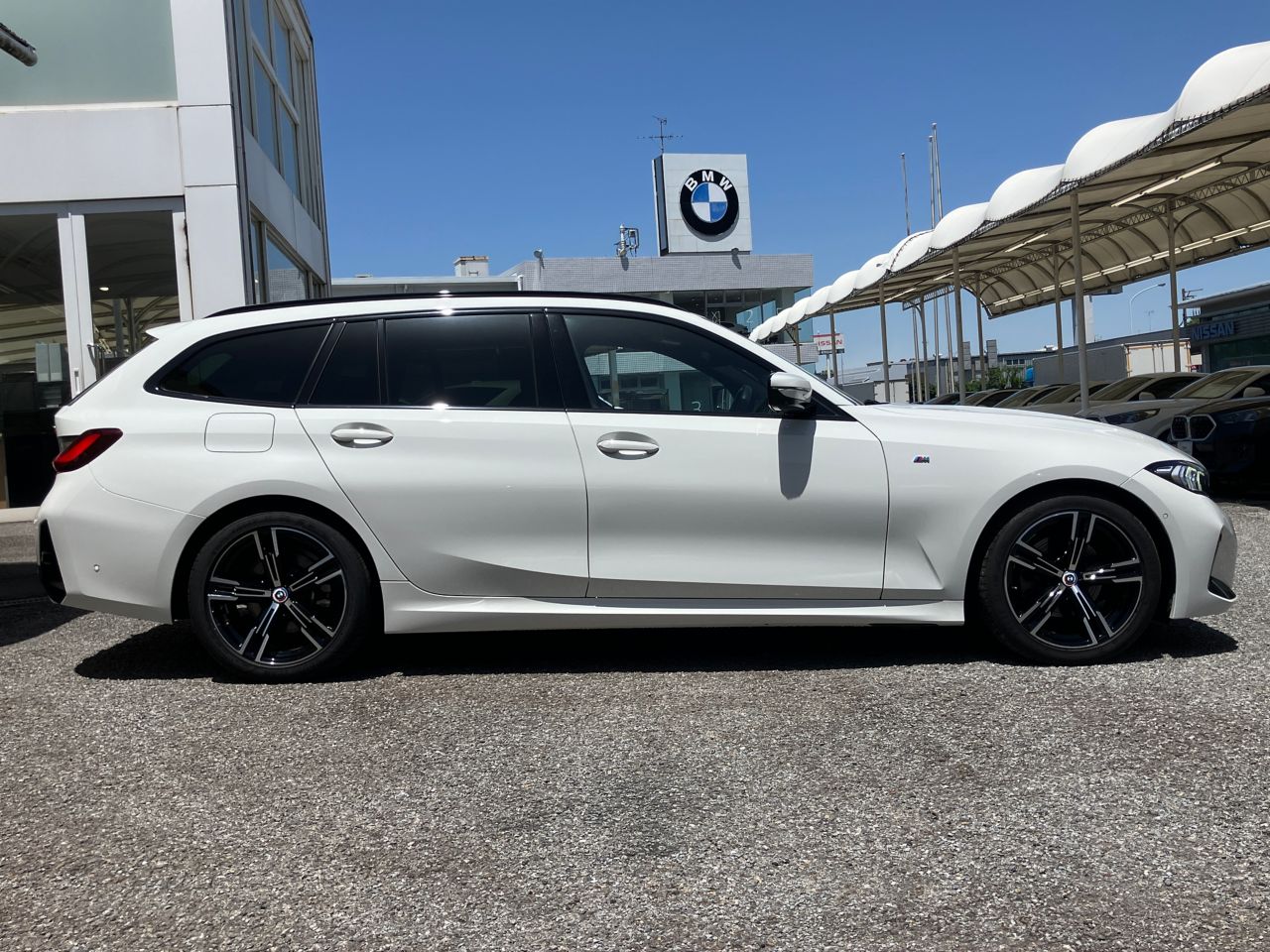 G21 320i Touring LCI RHD