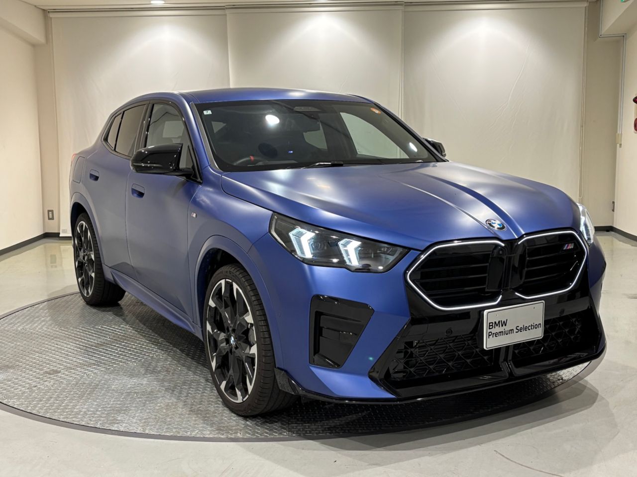 X2 M35i xDrive RHD