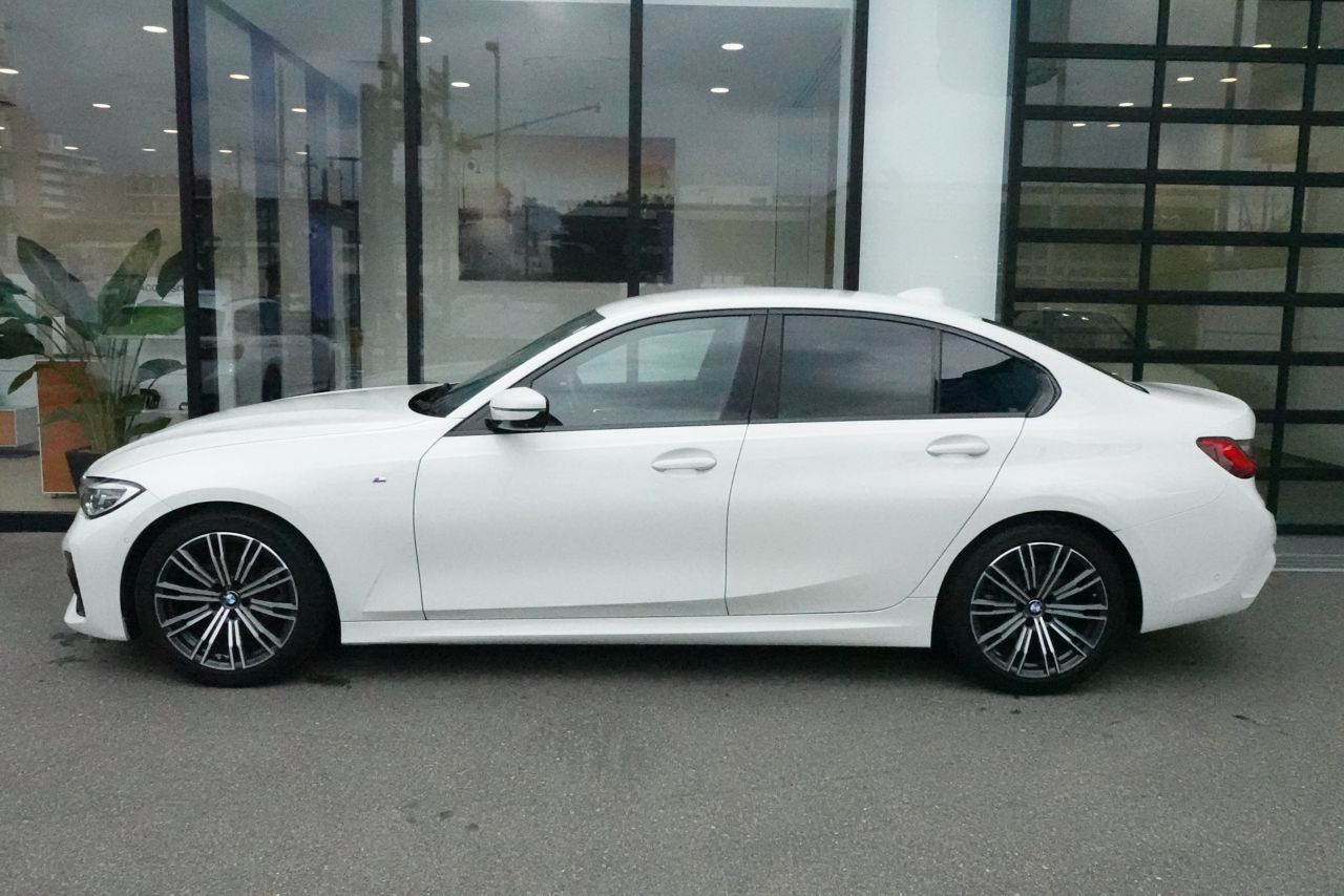 G20 320i Saloon RHD TU
