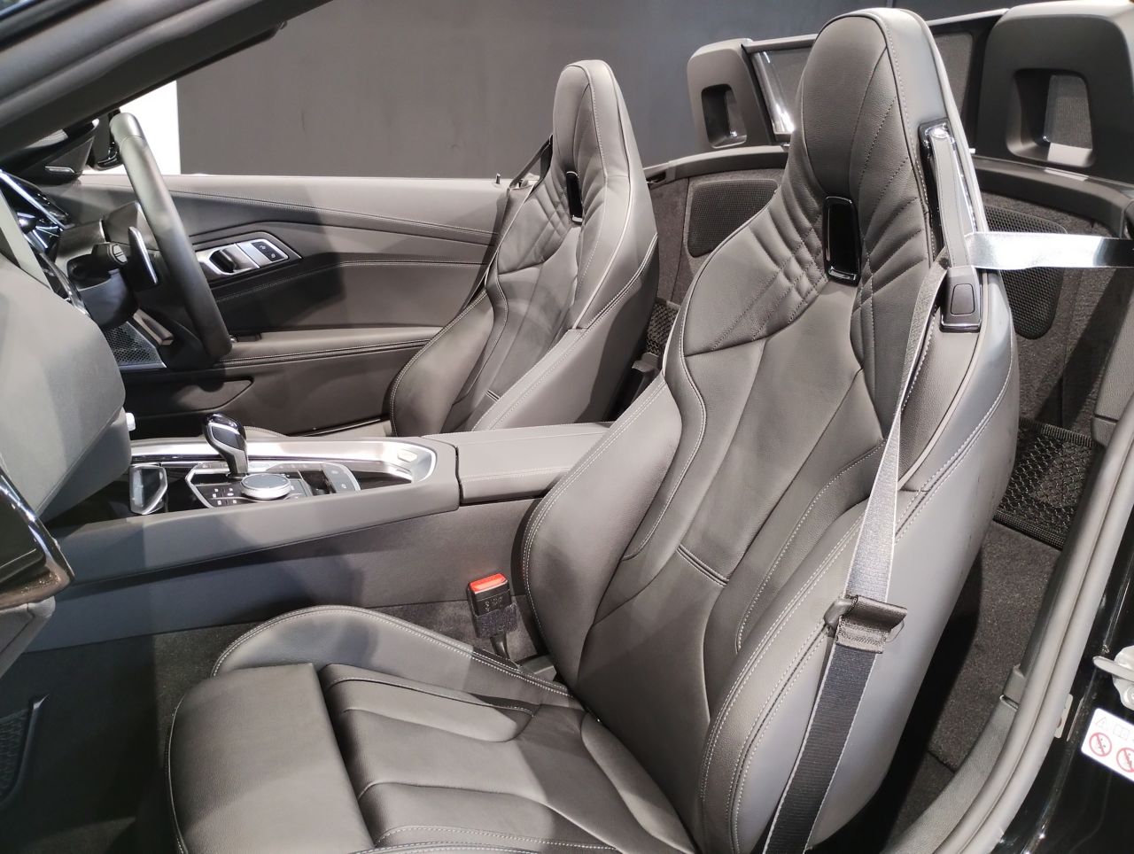 G29 z4 sDrive20i RHD