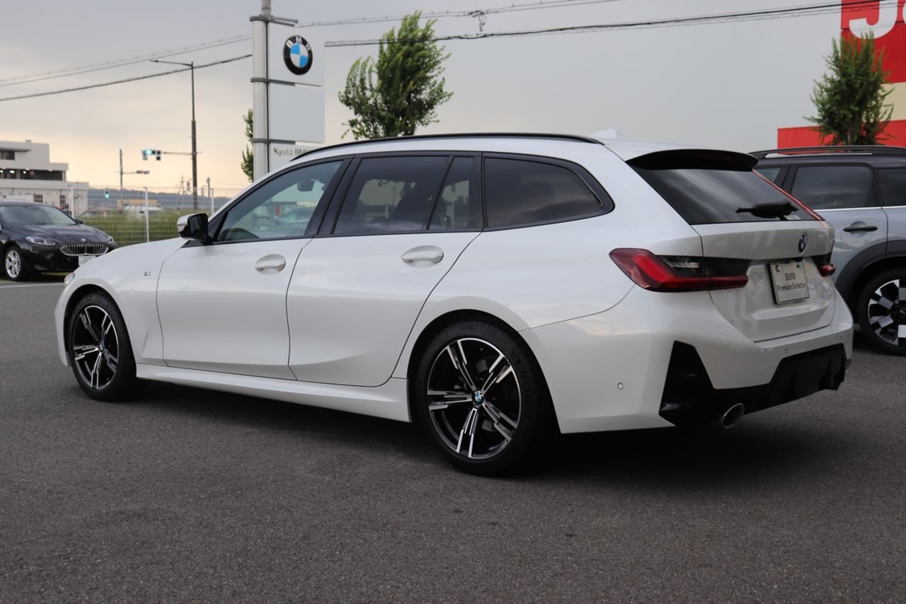 G21 320i Touring LCI RHD