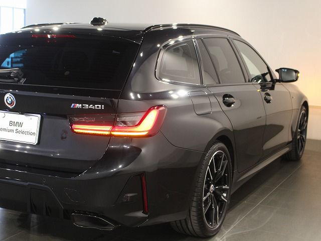 G21 M340i xDrive Touring LCI RHD