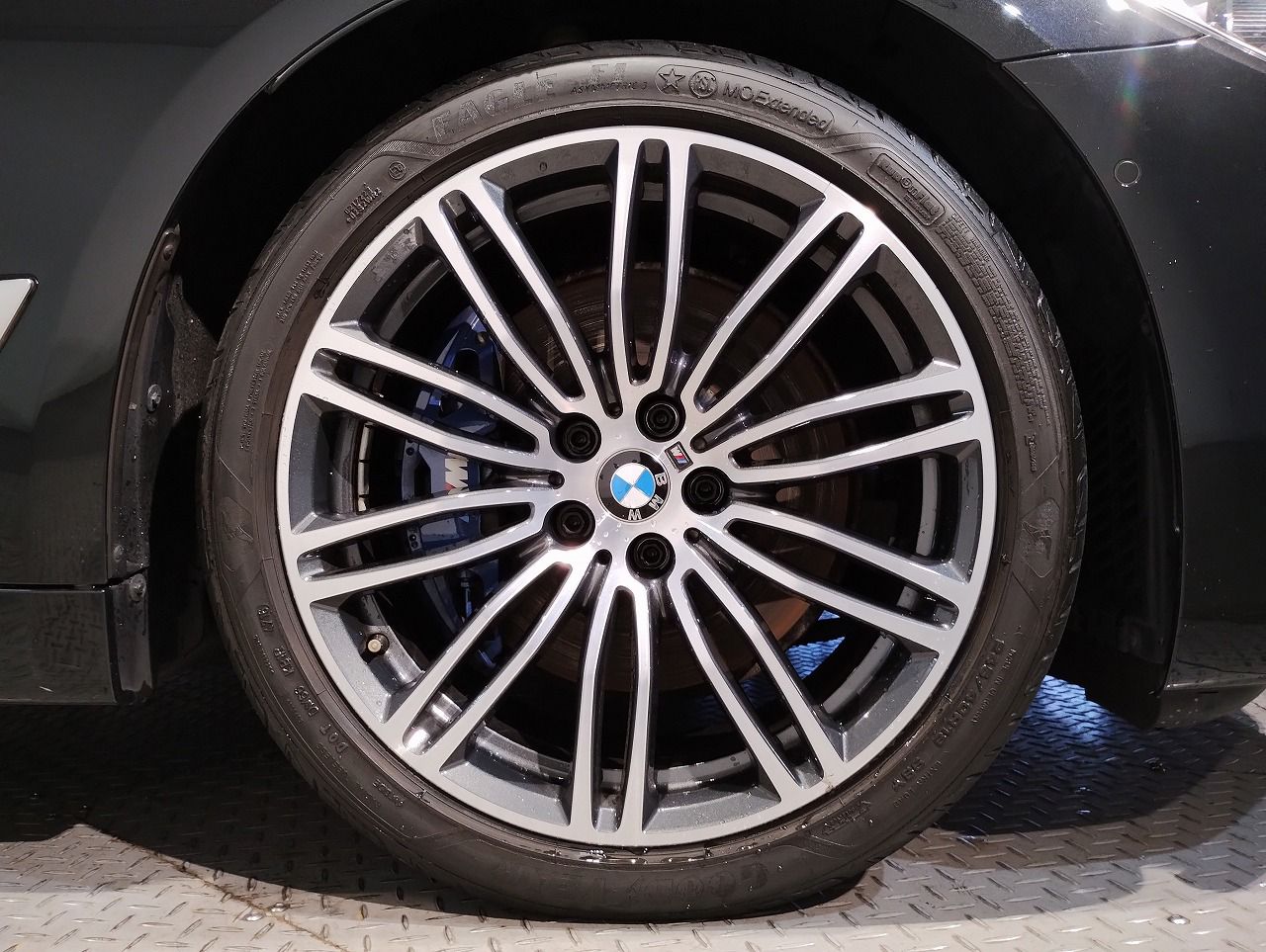 530I