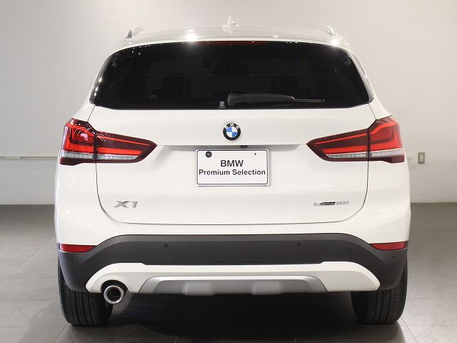 X1 sDrive18i RHD