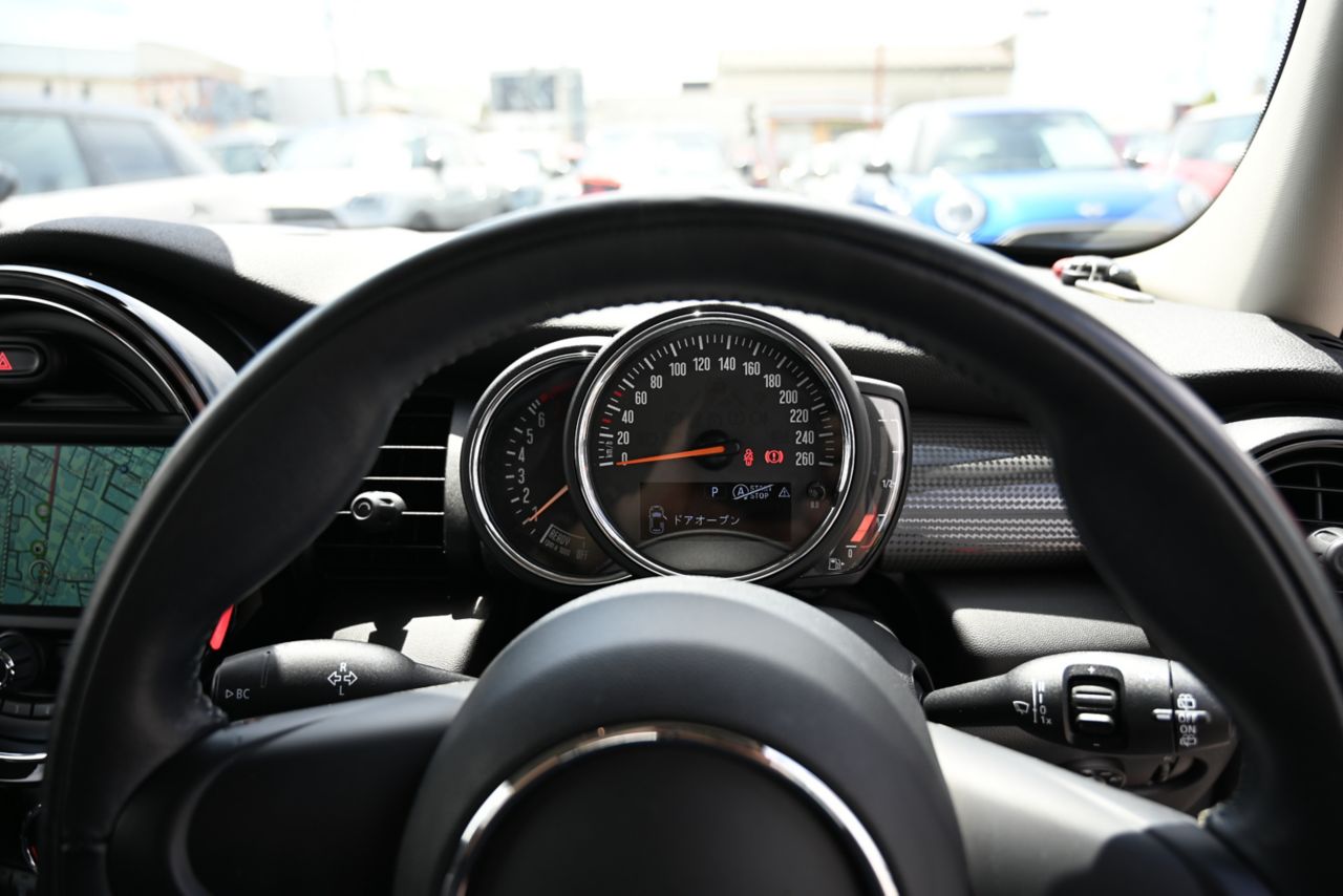 F55 COOPER