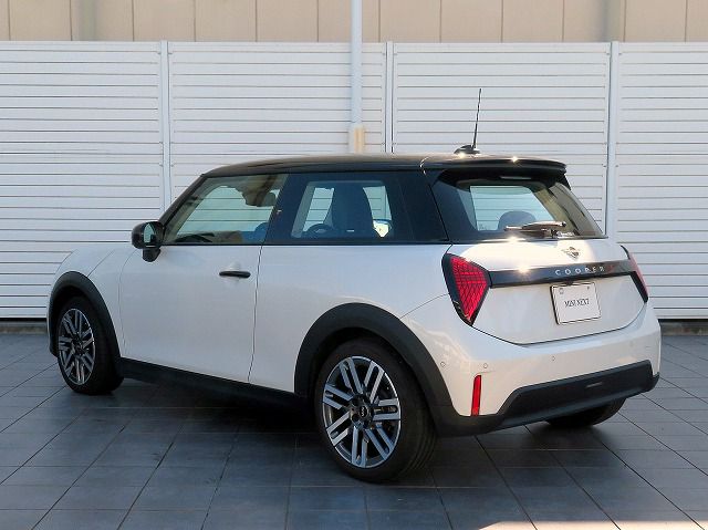 F66 MINI Cooper S 3Dr