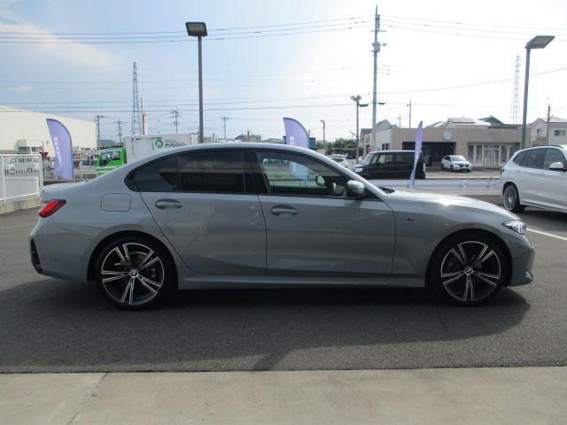 320d xDrive Berline RHD