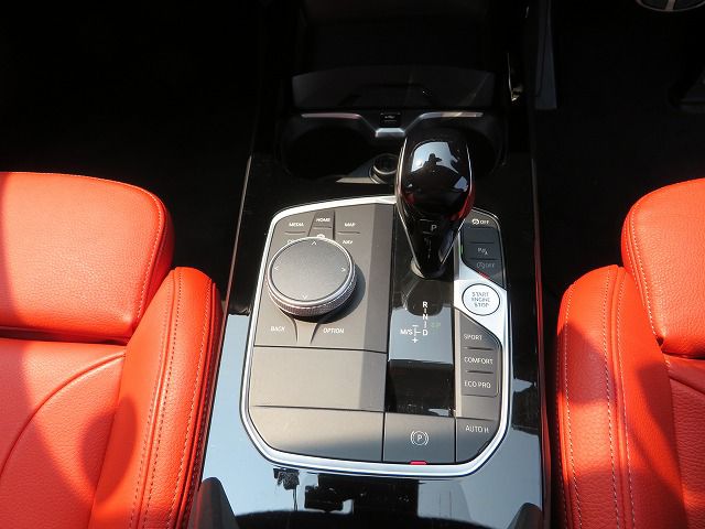 F40 118d Sports Hatch 5-door B47 2.0d